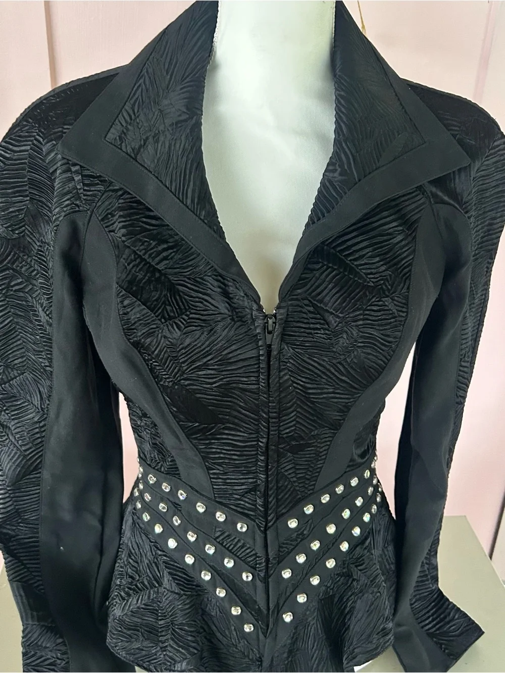 Stunning Y2K bling Caché Textured Zip-Front Jacket with Studded Waist - Picture 7 of 8